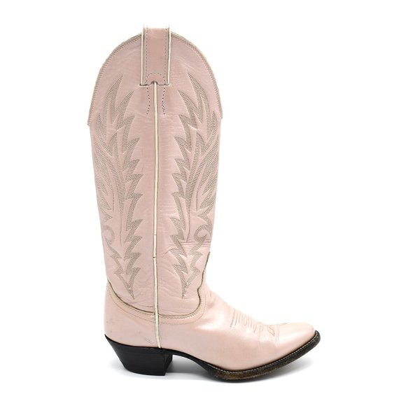 pink and white cowgirl boots